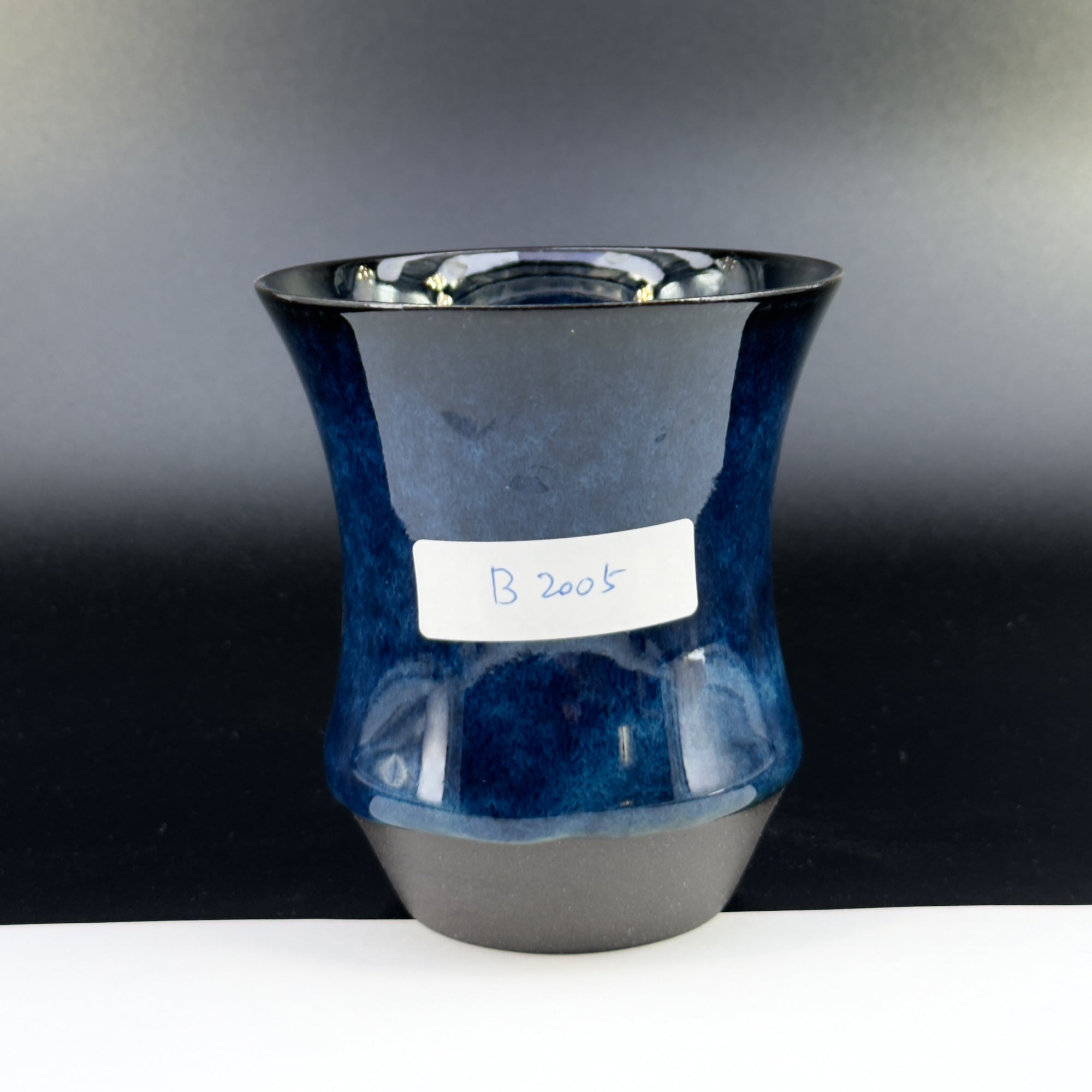 B2005 - Sharing Cup M Size - Drinkable Archive|可飲用留存品