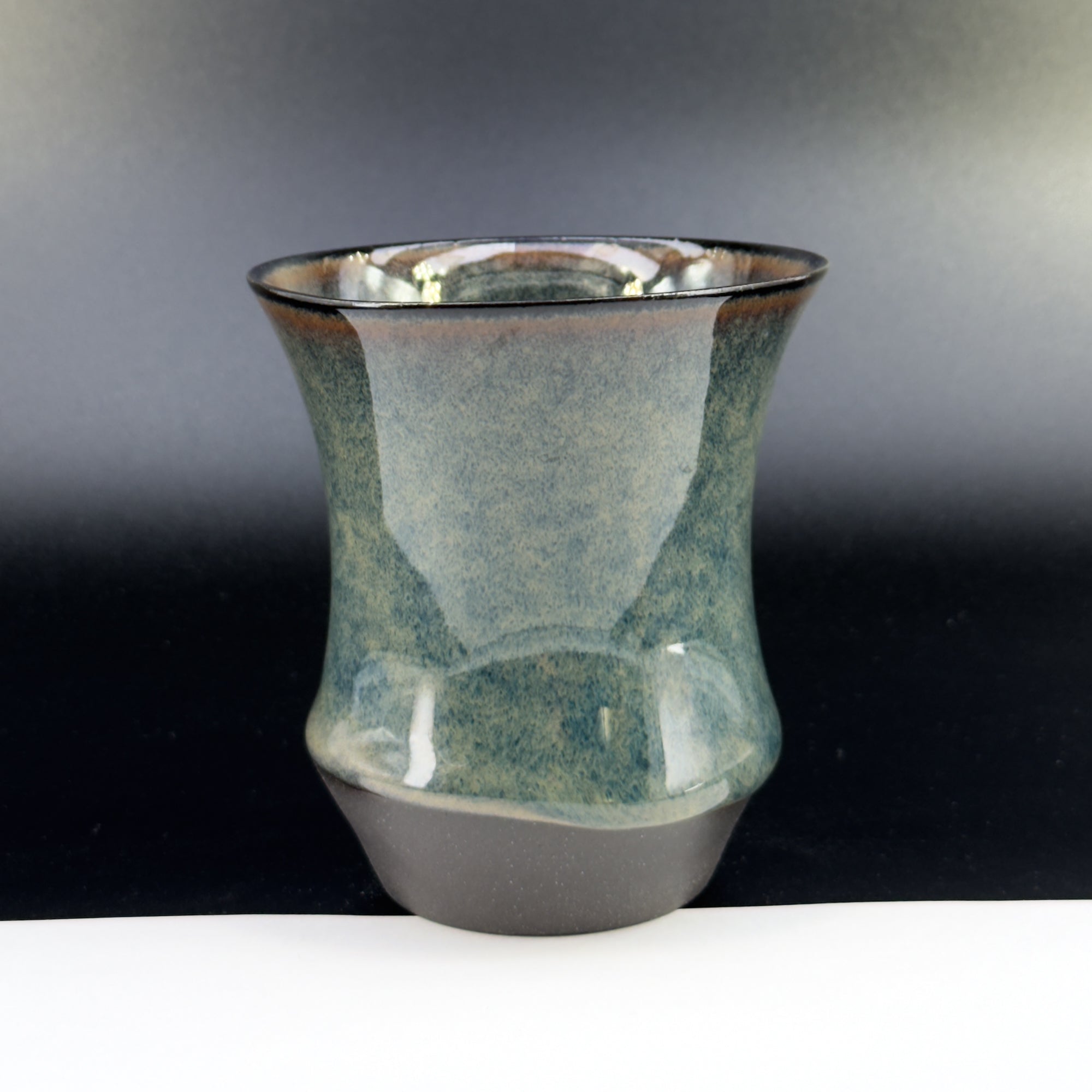 B2009 - Sharing Cup M Size - Drinkable Archive|可飲用留存品