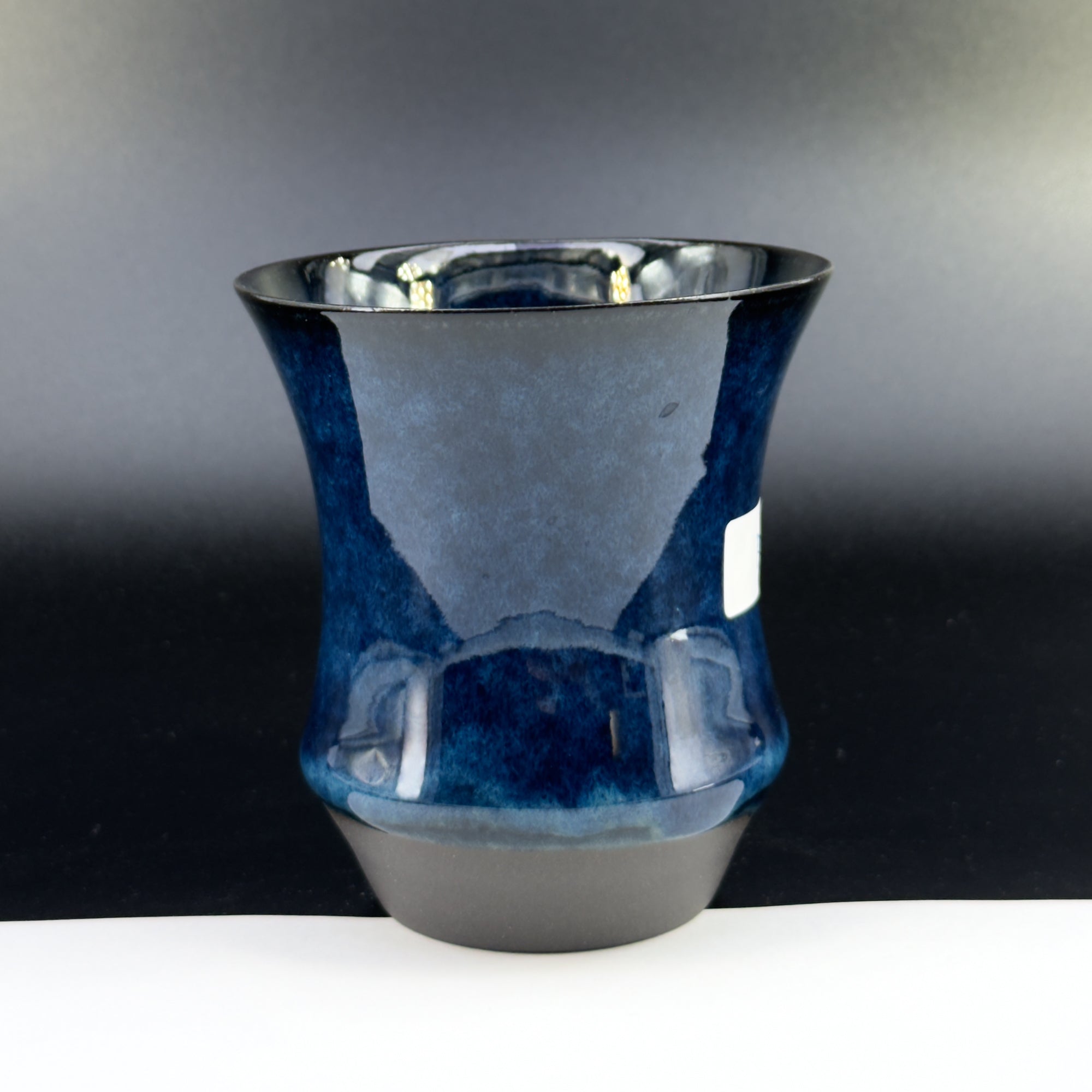 B2010 - Sharing Cup M Size - Drinkable Archive|可飲用留存品