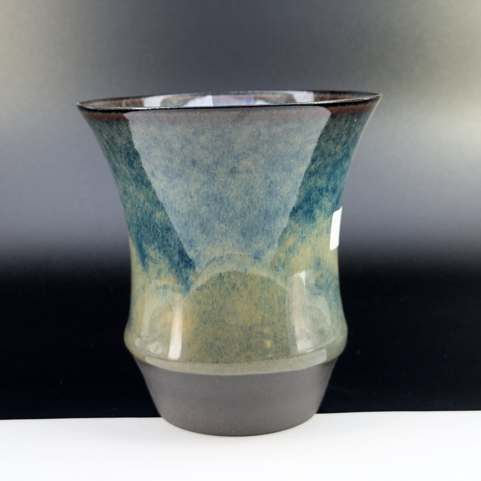 B3002 - Sharing Cup L Size - Drinkable Archive|可飲用留存品