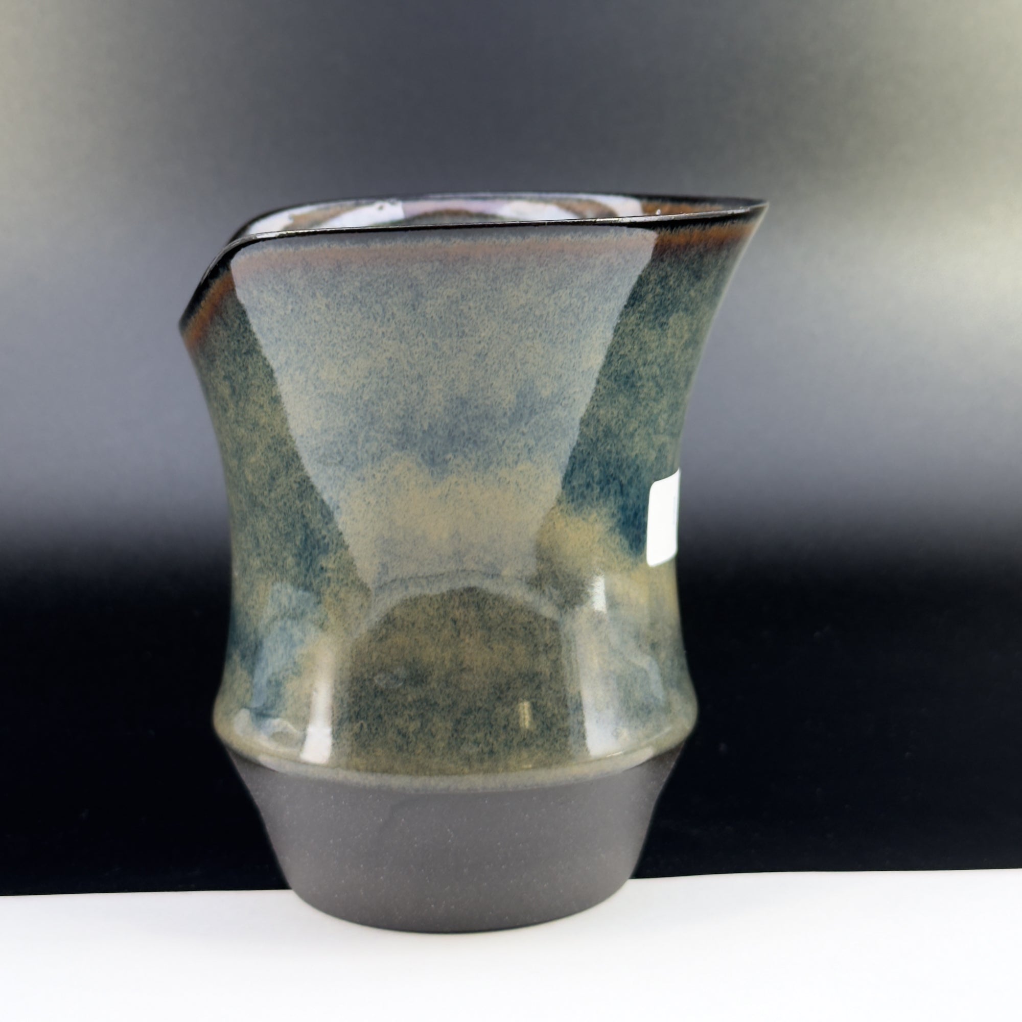 B4003 - Sharing Cup Alpha Size - Drinkable Archive|可飲用留存品
