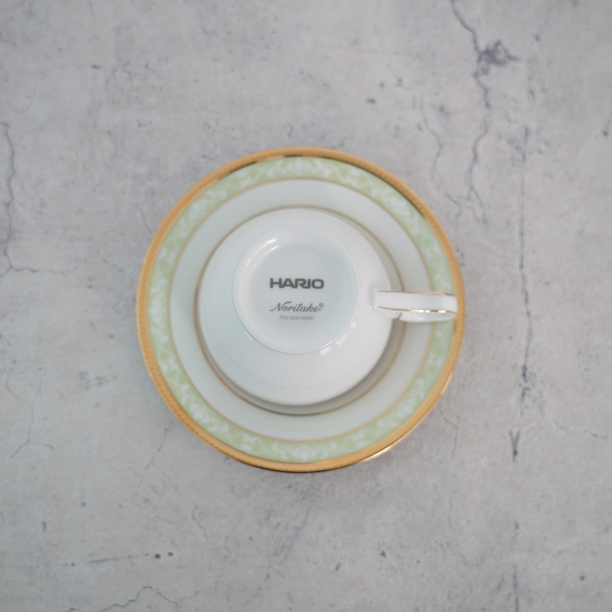 HARIO × Noritake|漢普夏金邊綠色杯碟底部及品牌標記