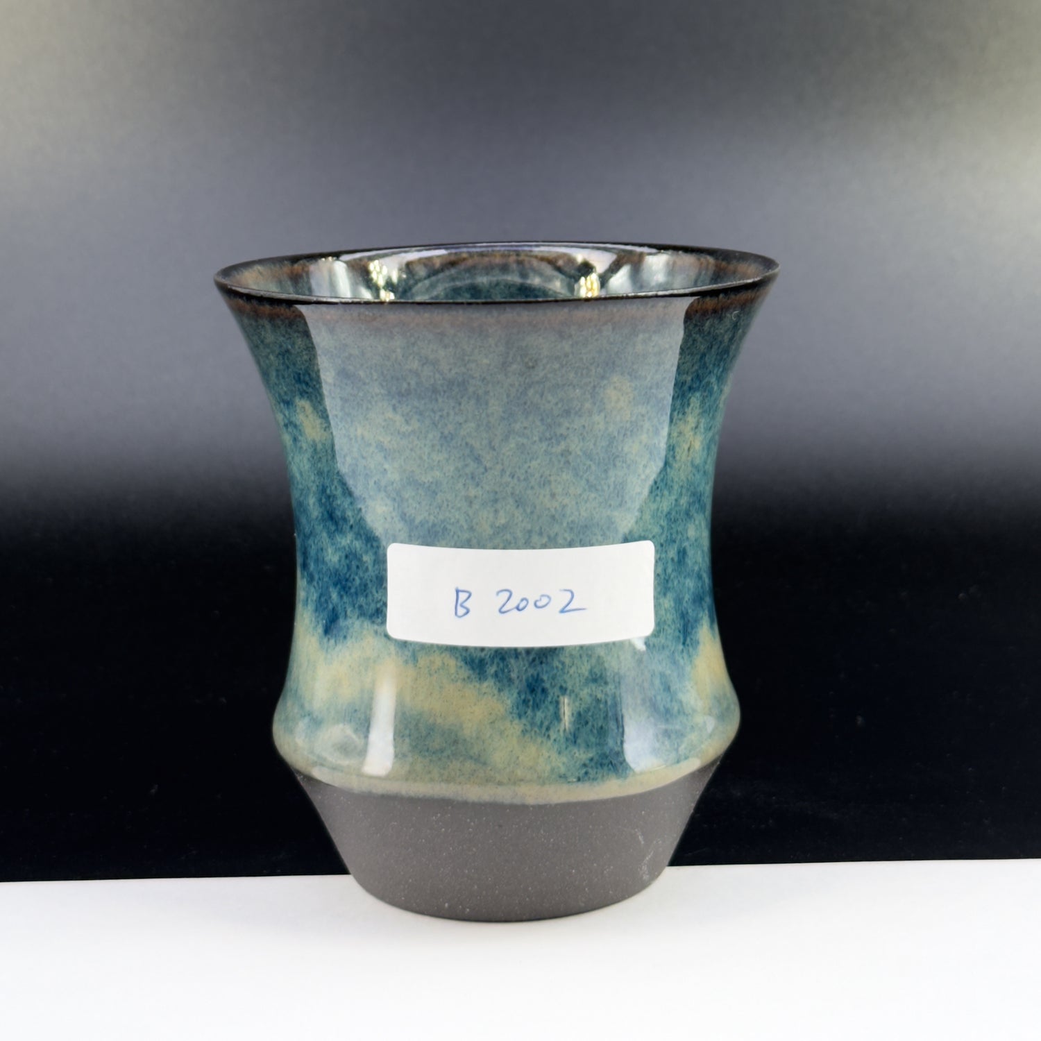 B2002 - Sharing Cup M Size - Drinkable Archive｜可飲用留存品