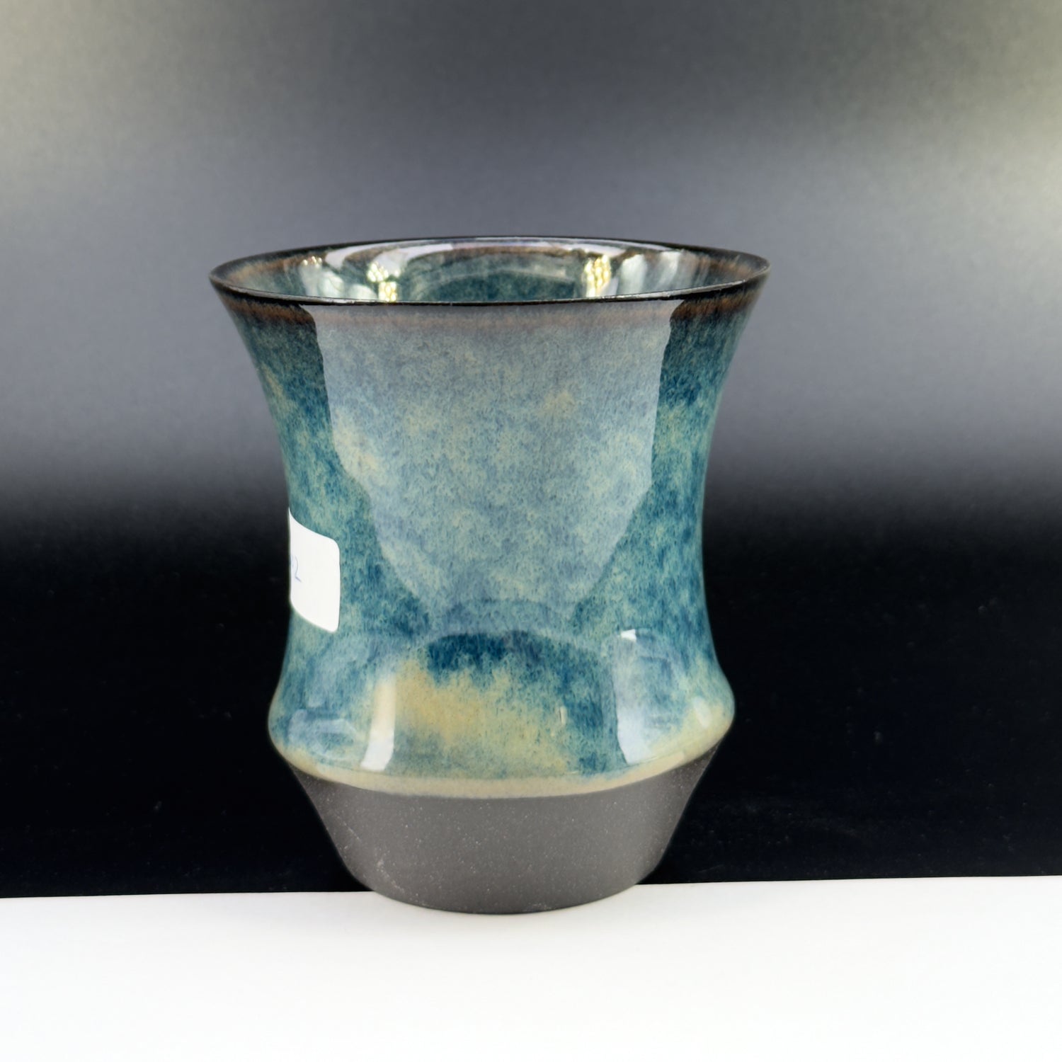 B2002 - Sharing Cup M Size - Drinkable Archive｜可飲用留存品
