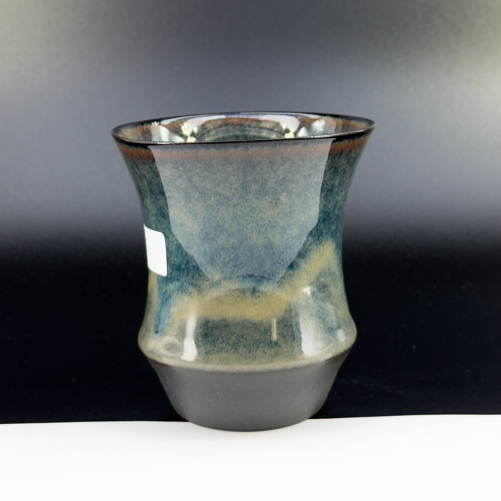 B2006 - Sharing Cup M Size - Drinkable Archive｜可飲用留存品