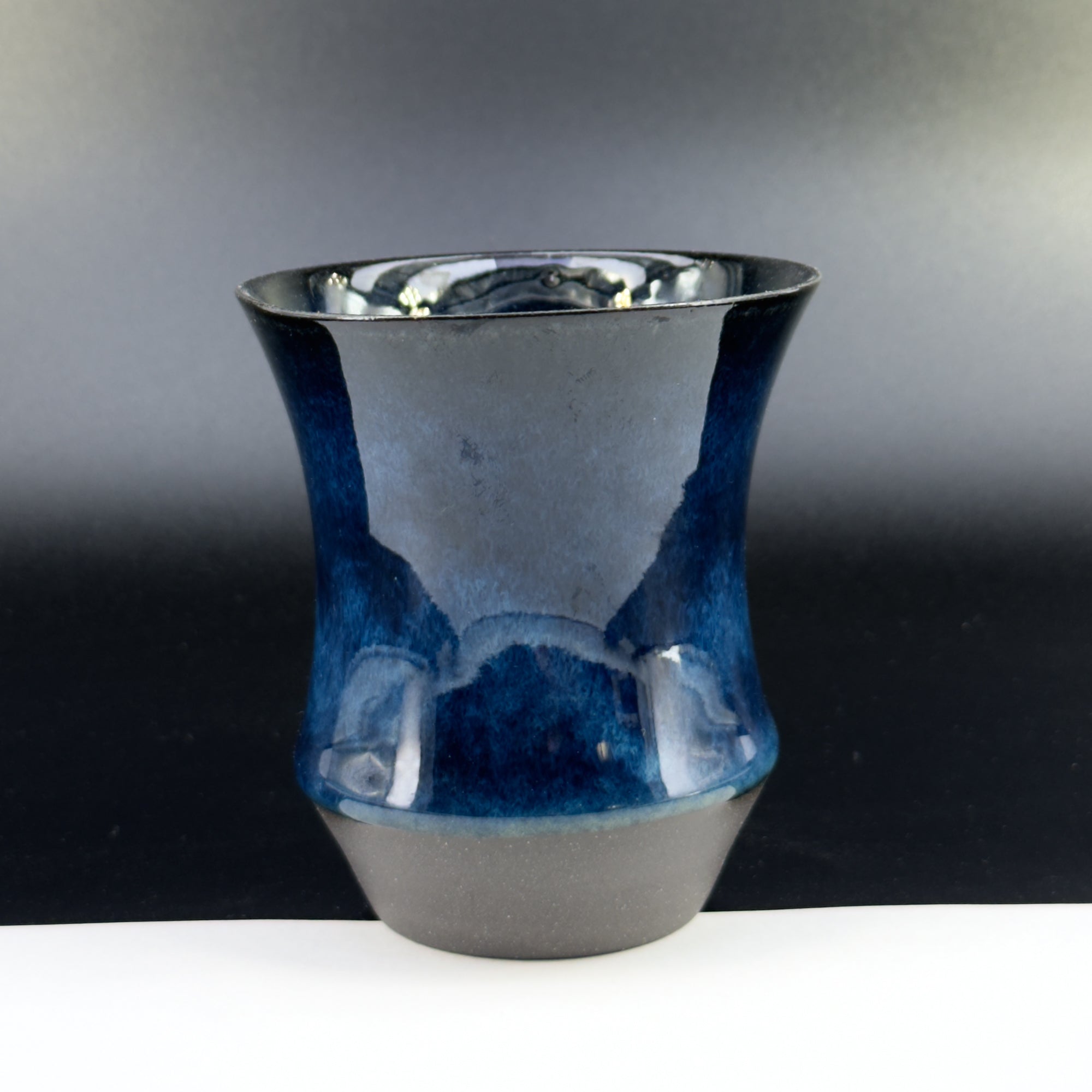 B2007 - Sharing Cup M Size - Drinkable Archive｜可飲用留存品