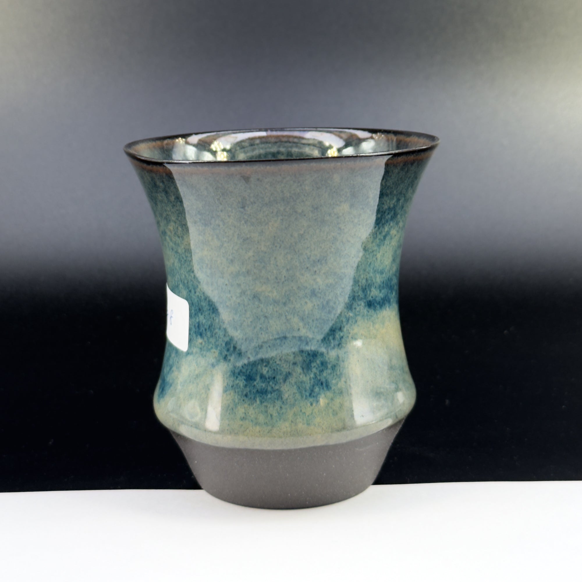 B2008 - Sharing Cup M Size - Drinkable Archive｜可飲用留存品