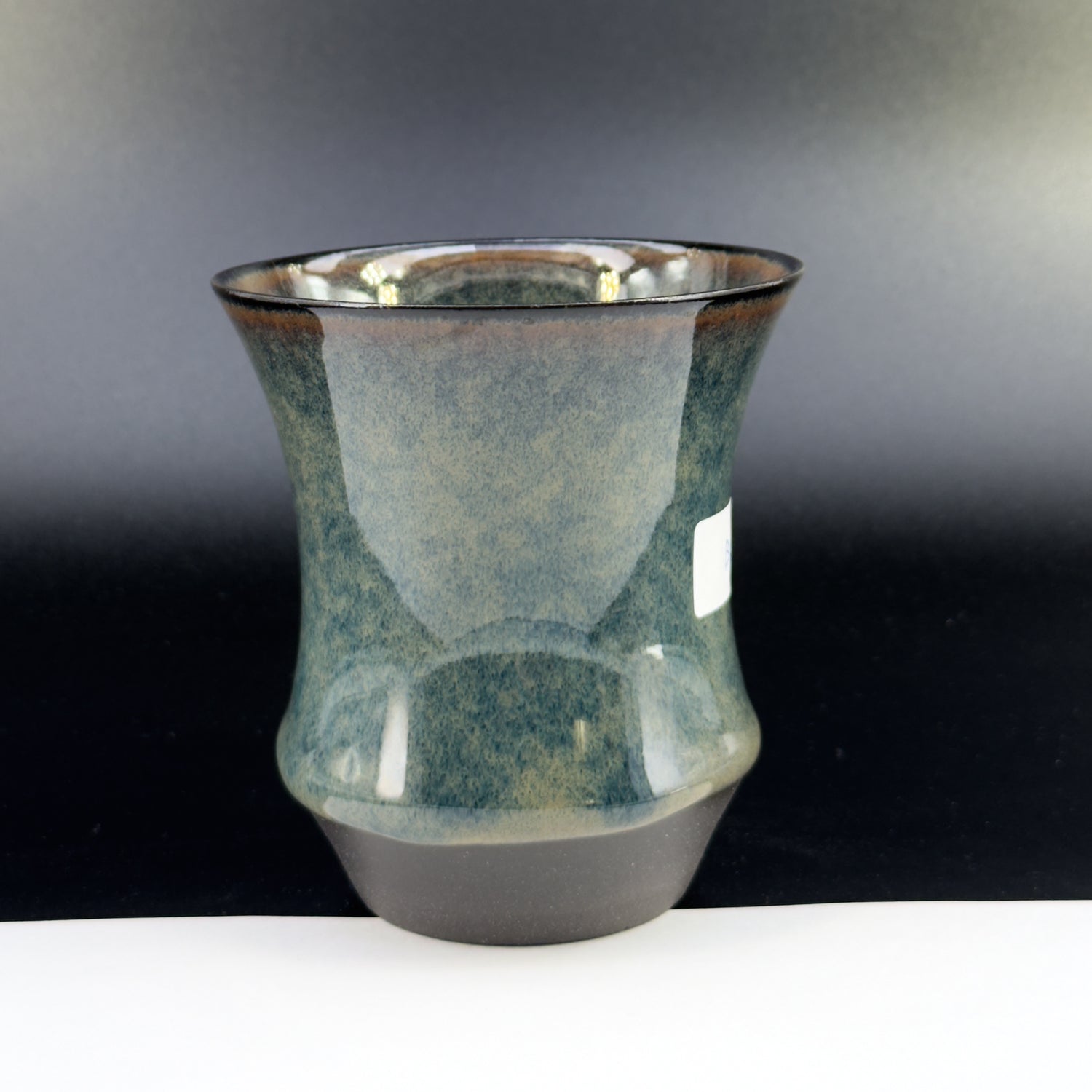 B2009 - Sharing Cup M Size - Drinkable Archive｜可飲用留存品