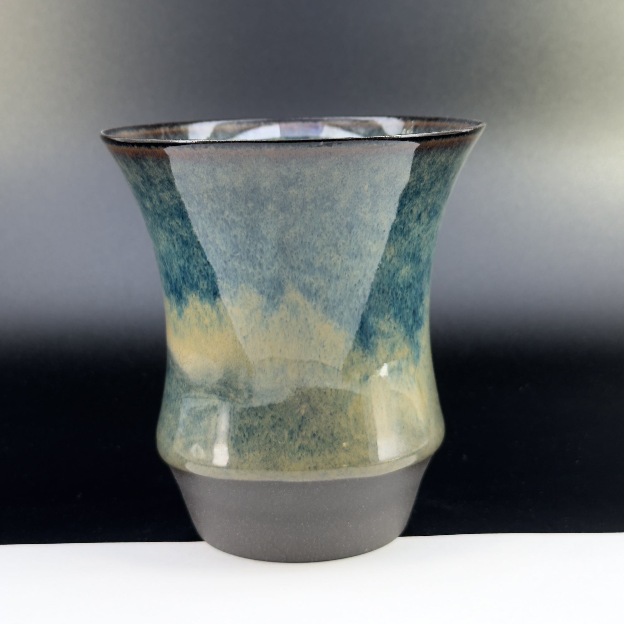 B3002 - Sharing Cup L Size - Drinkable Archive｜可飲用留存品