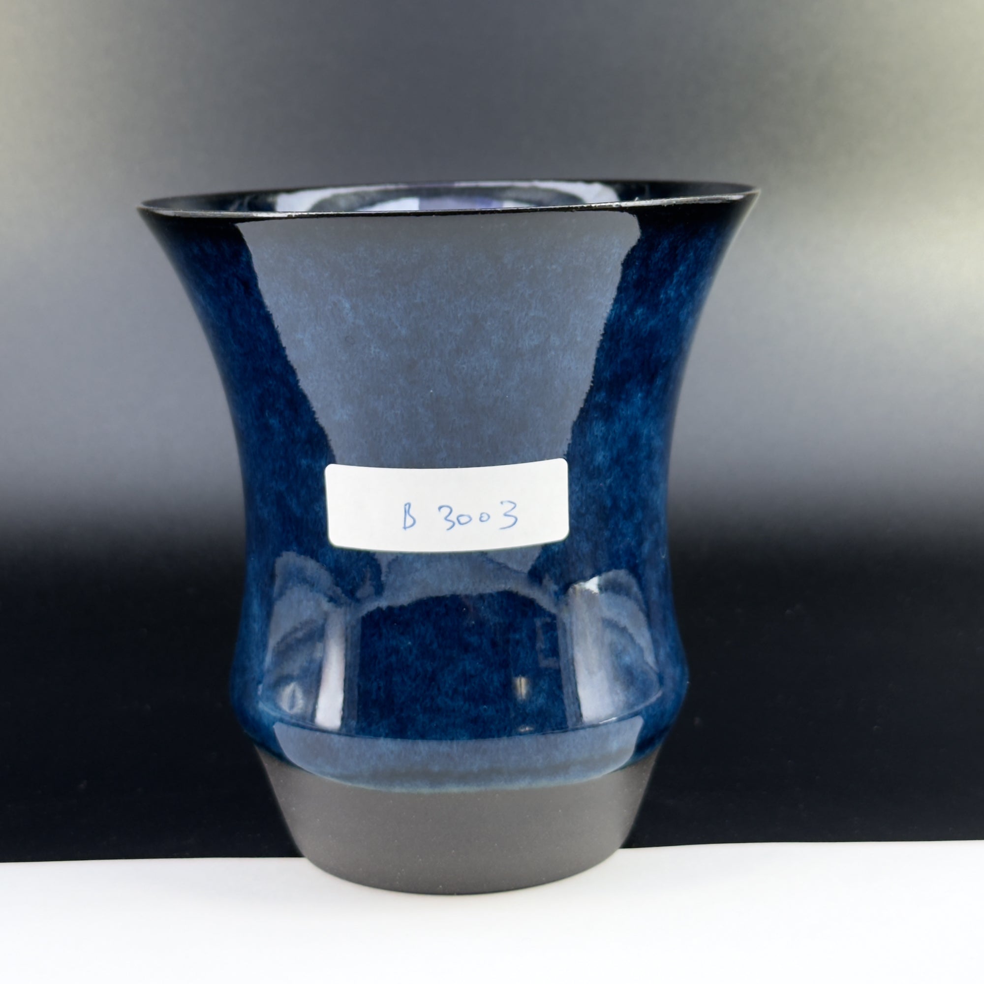 B3003 - Sharing Cup L Size - Drinkable Archive｜可飲用留存品