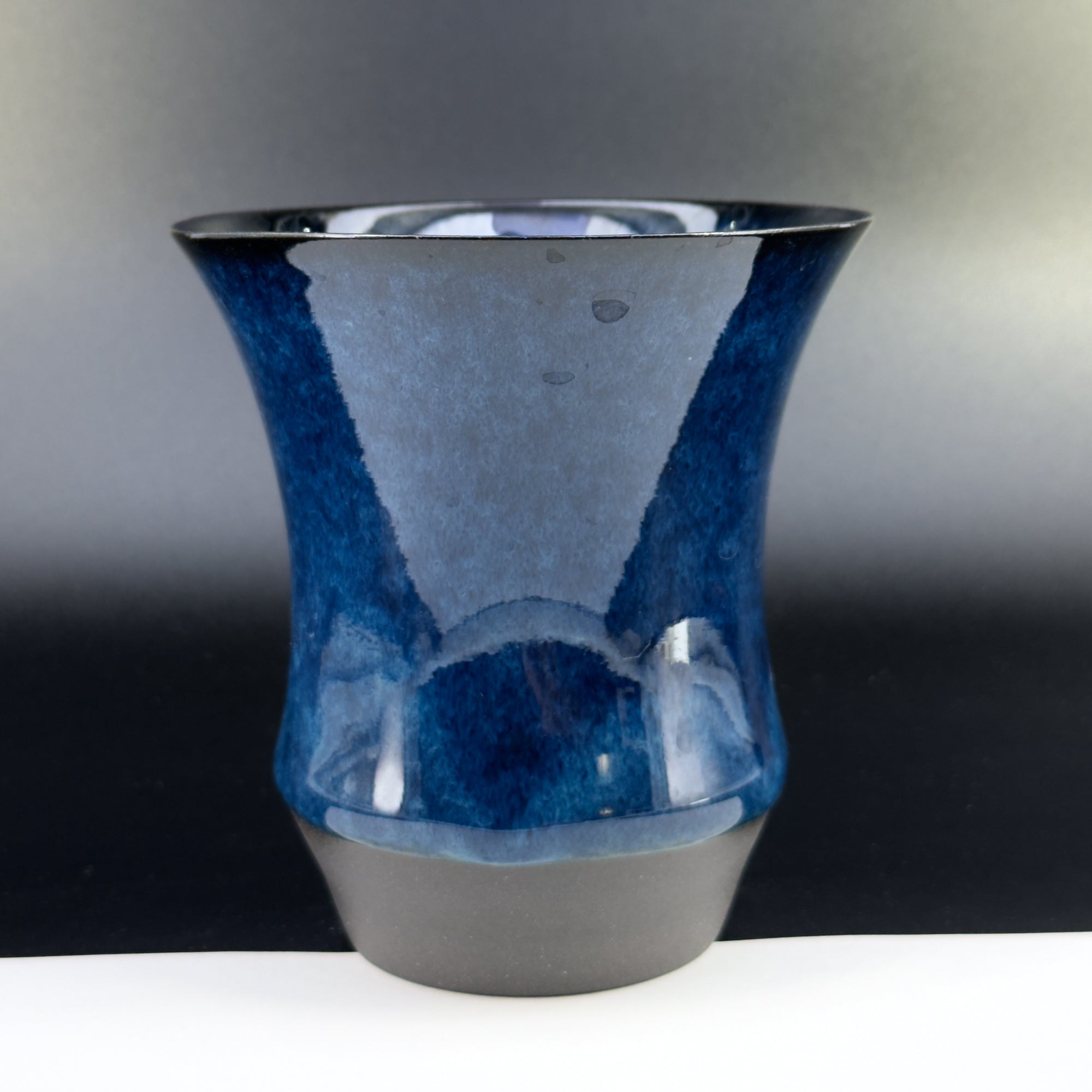 B3004 - Sharing Cup L Size - Drinkable Archive｜可飲用留存品