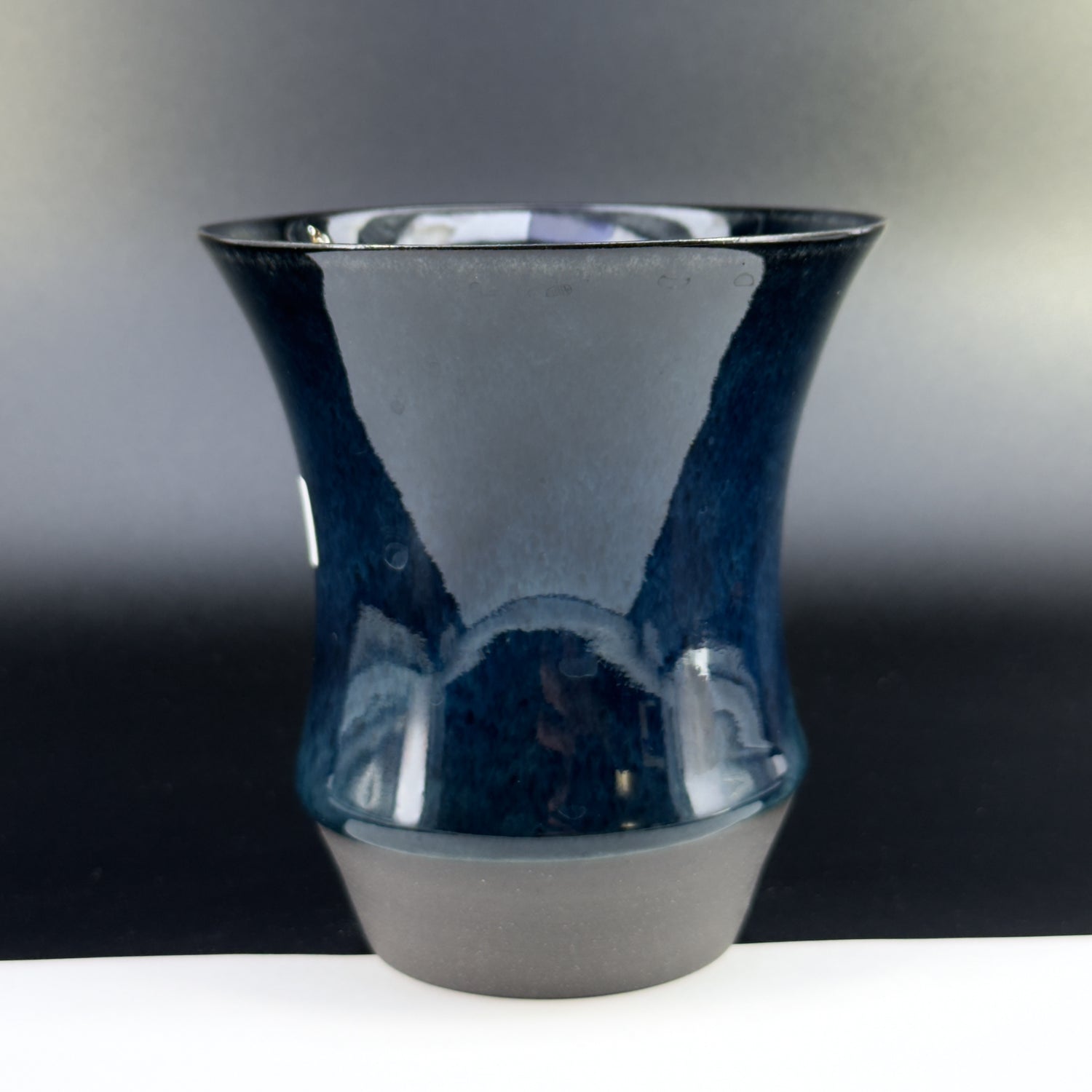 B3005 - Sharing Cup L Size - Drinkable Archive｜可飲用留存品