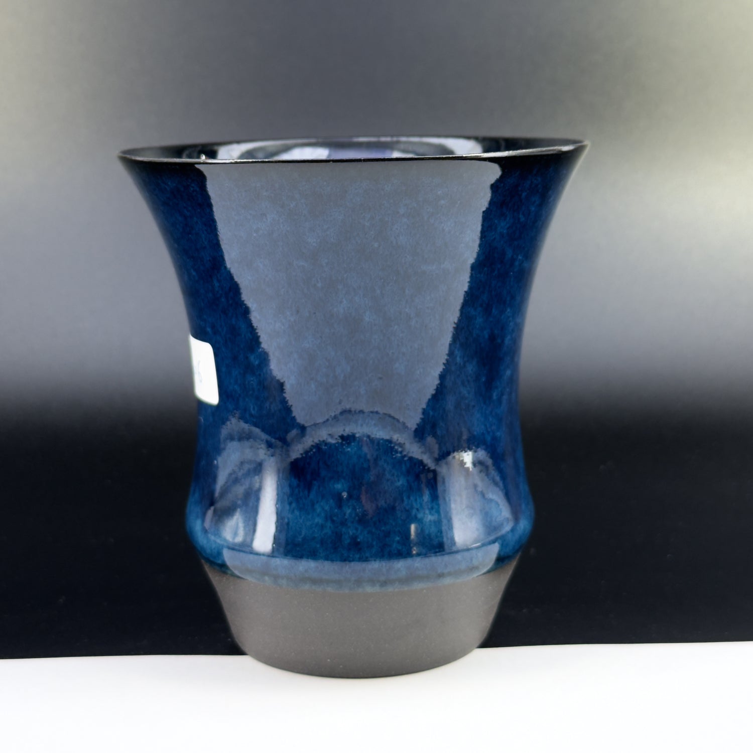 B3006 - Sharing Cup L Size - Drinkable Archive｜可飲用留存品