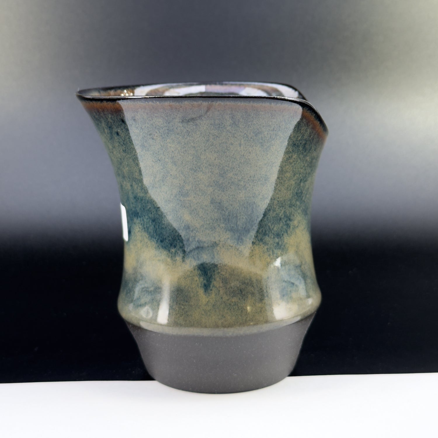 B4003 - Sharing Cup Alpha Size - Drinkable Archive｜可飲用留存品