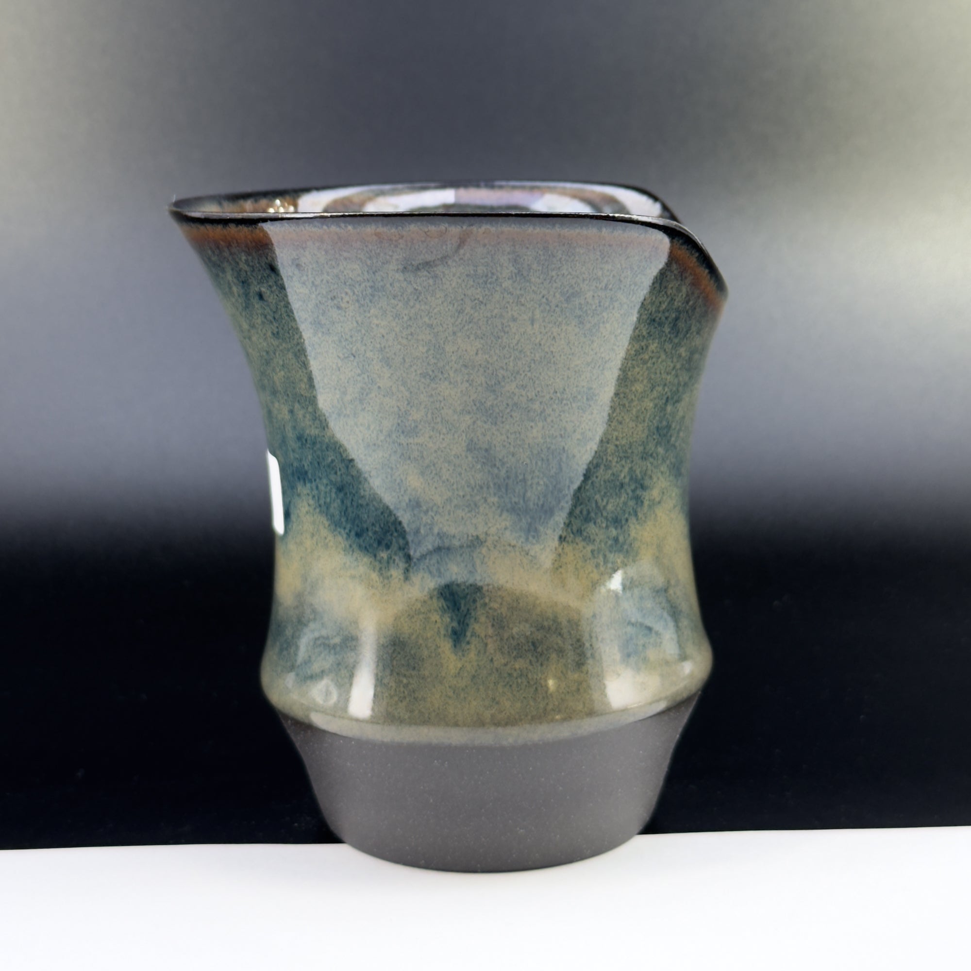 B4003 - Sharing Cup Alpha Size - Drinkable Archive｜可飲用留存品
