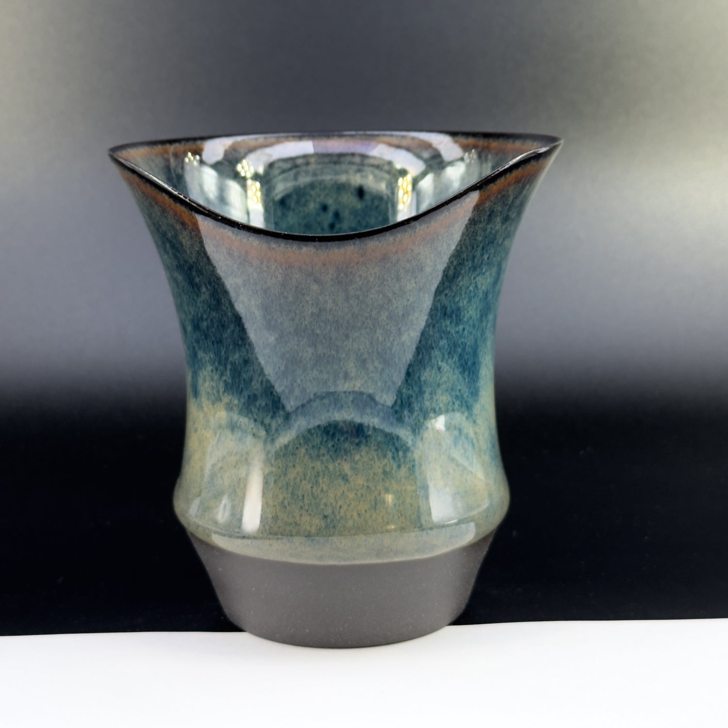 B4004 - Sharing Cup Alpha Size - Drinkable Archive｜可飲用留存品