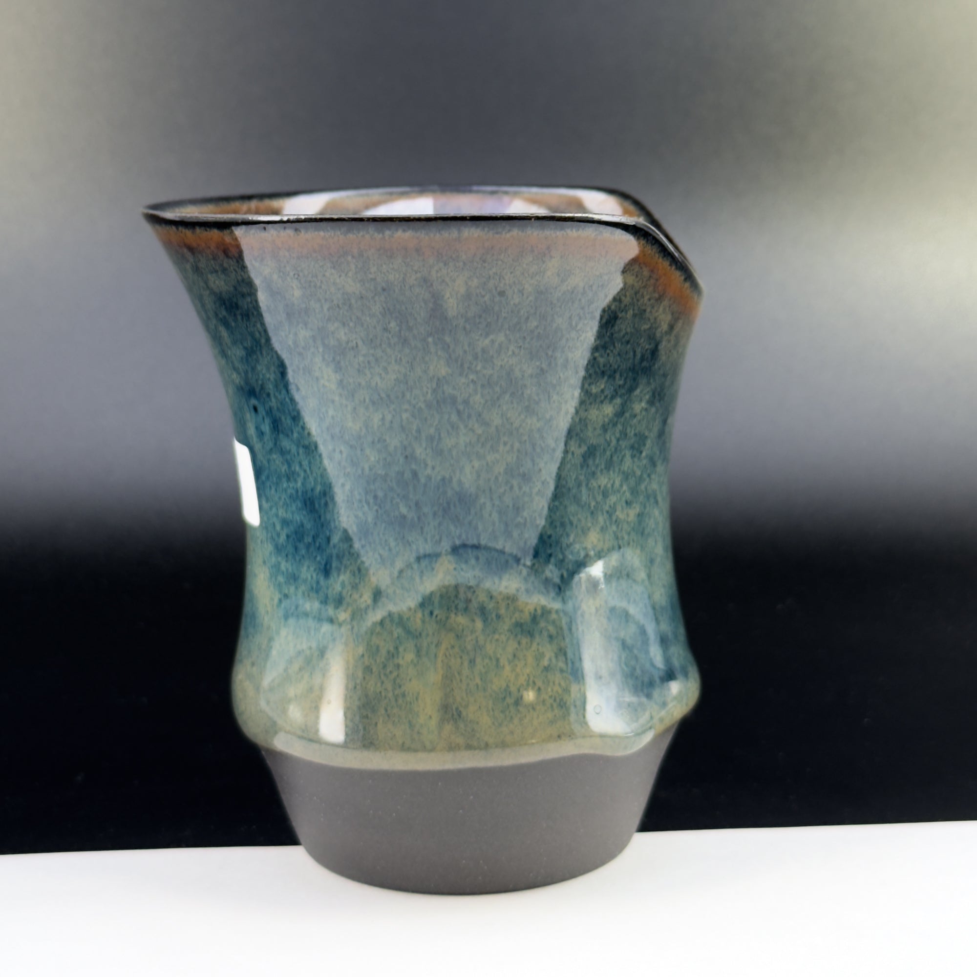 B4006 - Sharing Cup Alpha Size - Drinkable Archive｜可飲用留存品