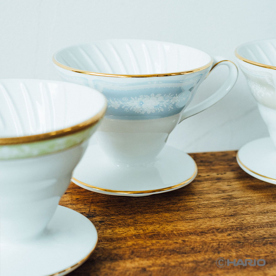 HARIO × Noritake｜聯名濾杯白磁內側肋骨及藍色花紋
