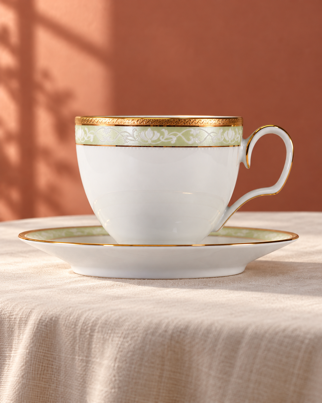 HARIO × Noritake 漢普夏金邊（綠色）茶咖啡杯碟｜250 mL｜漢普夏金邊（綠色）｜場景封面