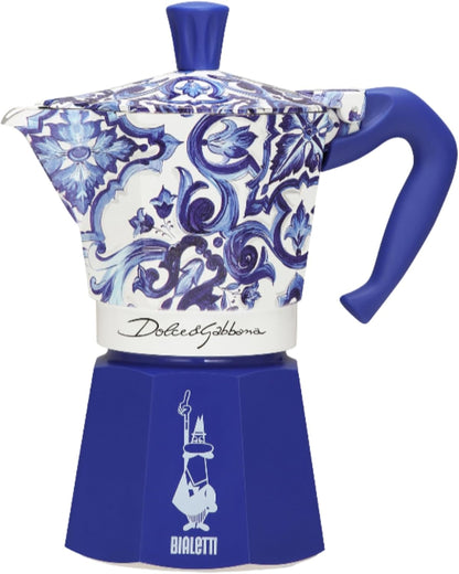 Bialetti x Dolce &amp; Gabbana Blu Mediterraneo 6杯摩卡壺產品正面圖