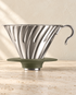 HARIO V60 Outdoor 金屬濾杯 O-VDM-02-HSV｜O-VDM-02-HSV｜完整商品場景封面