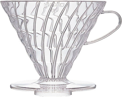 HARIO V60 樹脂咖啡濾杯 03 透明款，適合 1–6 杯沖煮