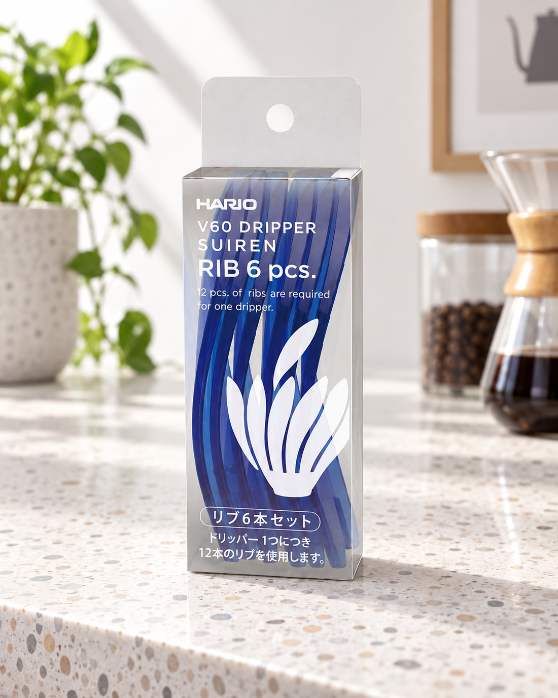 HARIO V60 SUIREN 透明藍色六條裝替換肋條包裝置於淺色石材層架