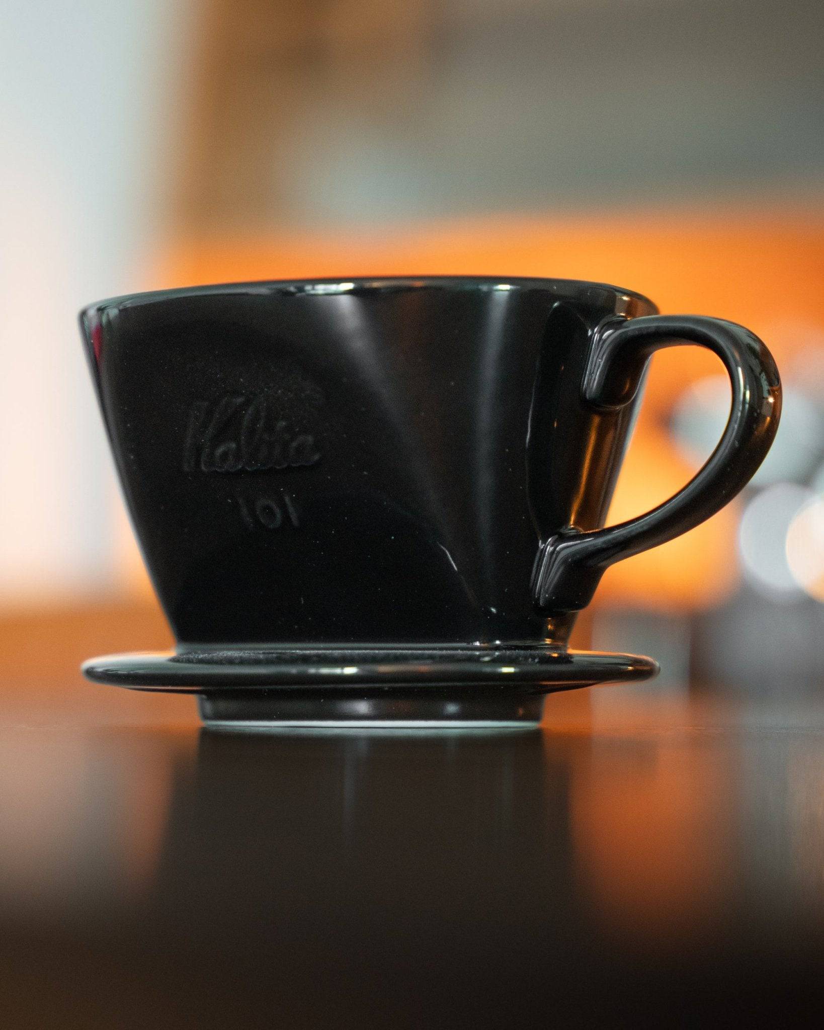 Kalita Classic Ceramic Filter Cup 101 (Black) Made in Japan | Classic  coffee filter cup | Coffee Stage – Coffee Stage 咖啡舞台